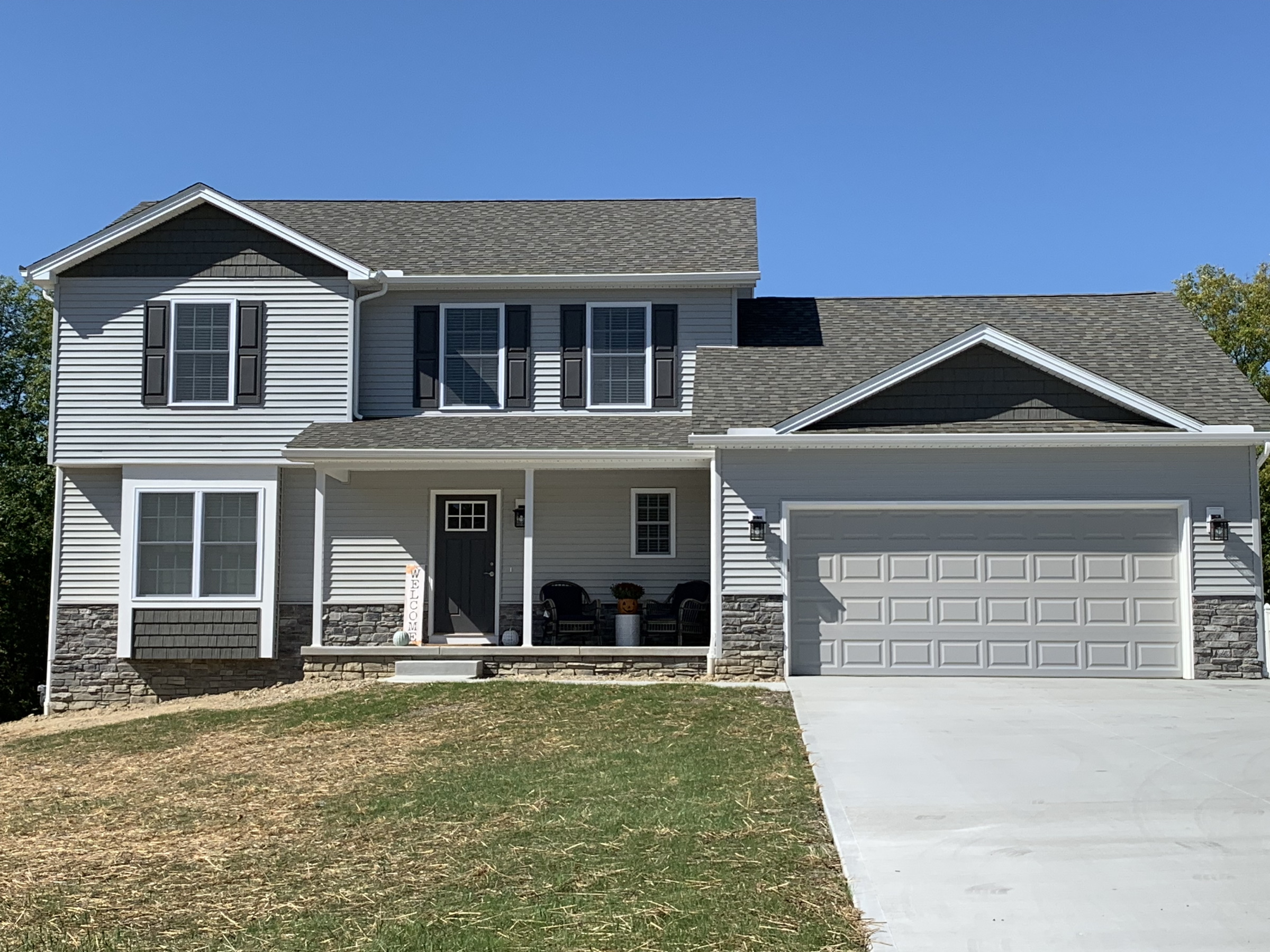 Baywood front exterior