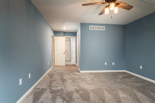 Sycamore on Parkside in Boardman bedroom