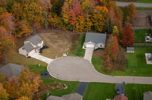 Aerial photo of a cul-de-sac in Falcon Bridge neighborhood