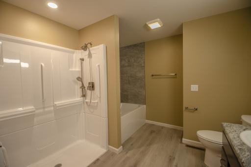 dsc_0366 Custom design bath