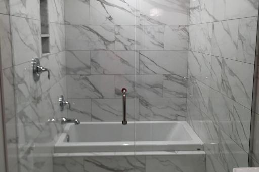 Meese bath remodel