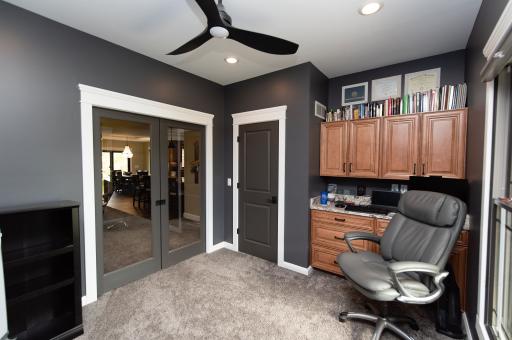 7078 Custom Home Office/Den 7078 Custom Home office/den