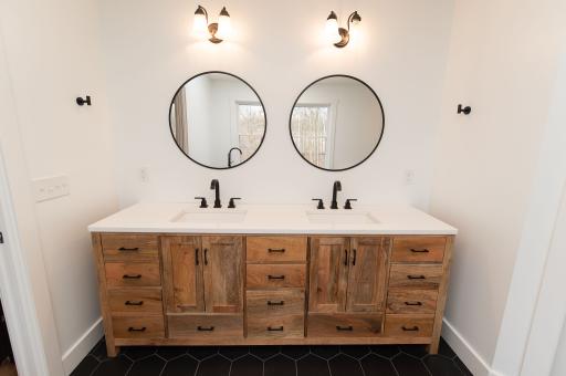 Tuxford Covington Plan bath vanity