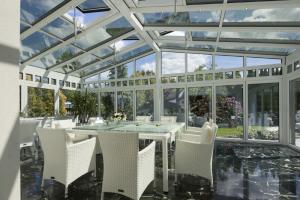 beautiful sun room