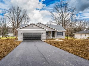 Sycamore on Parkside in Boardman front exterior