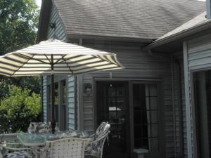 Austintown sunroom addition