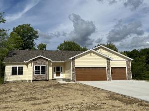 Streeky custom home exterior