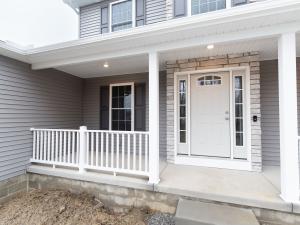 Custom 4 Bedroom front porch